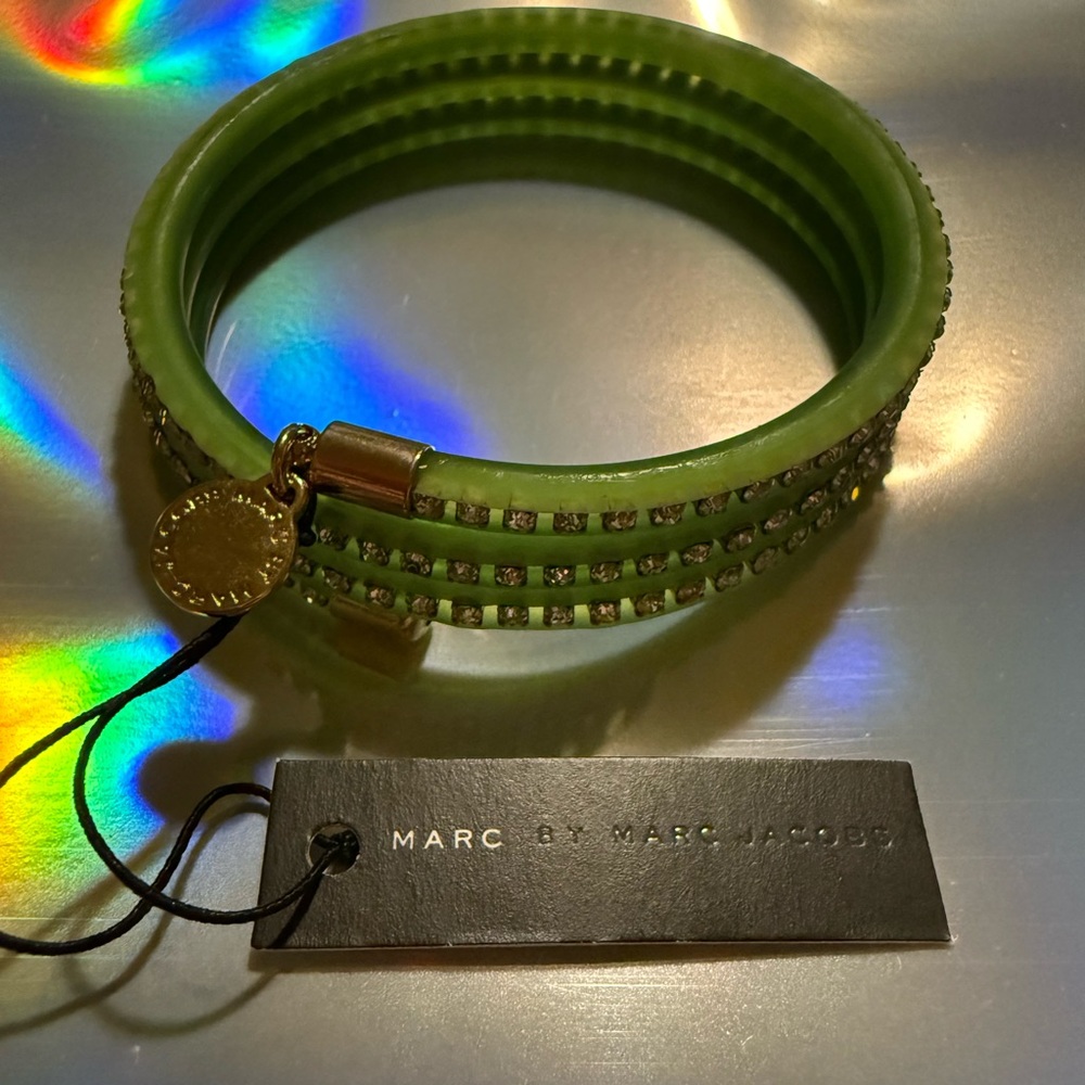 Marc By Marc Jacobs Slinky Green Toucan Zirconia Crystal Bracelet, NWT! - Picture 2 of 4